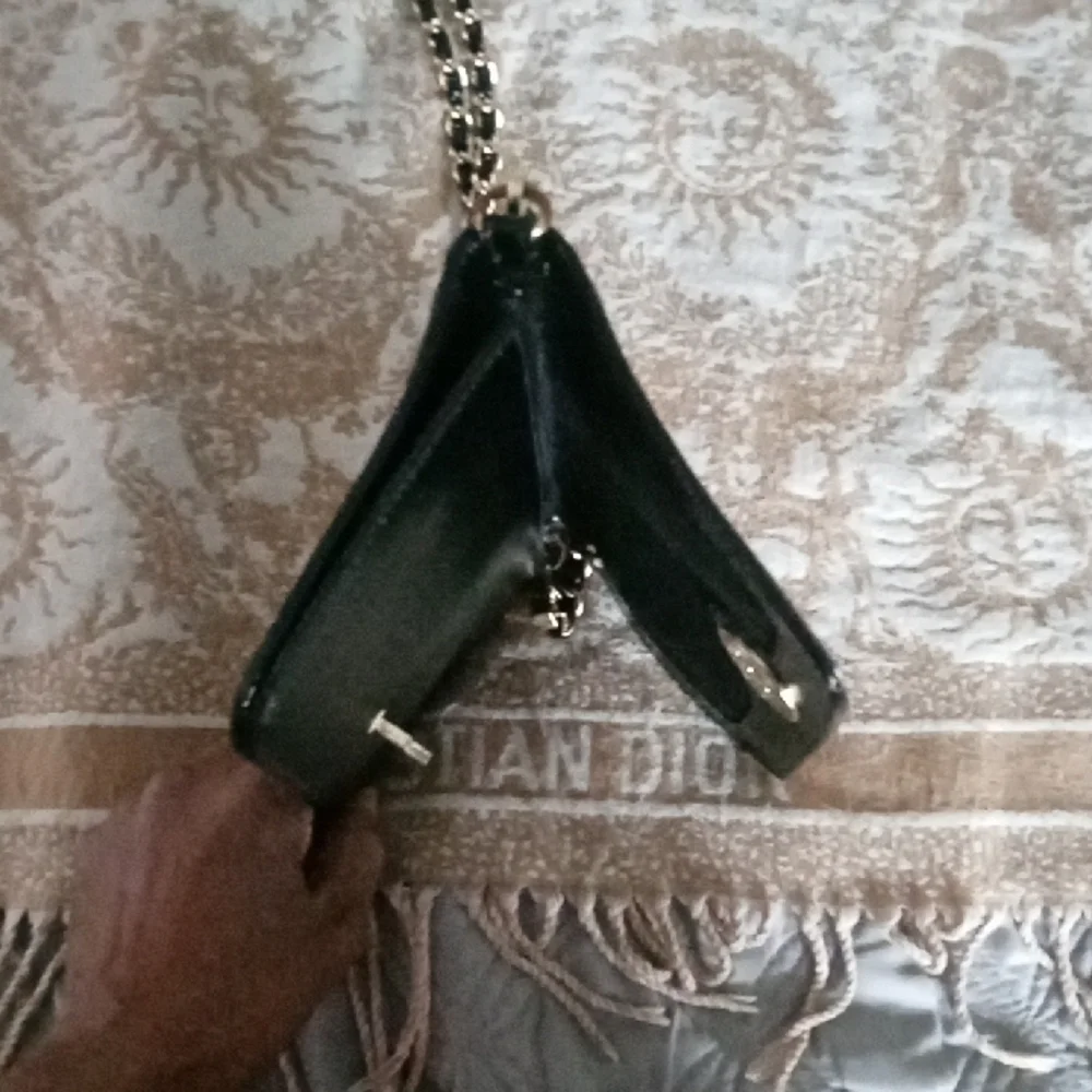 Tory Burch Black Crossbody Bag with Chain Strap Gold Hardware